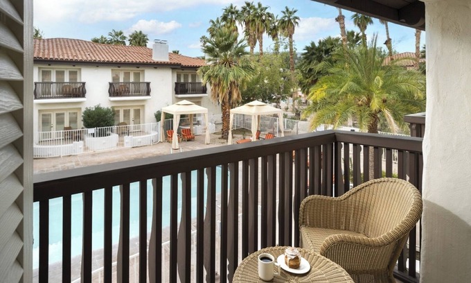 Borrego Springs Hotel | Deluxe Poolside Room, La Casa Del Zorro Resort, Gourmet Dining, Yoga Studio