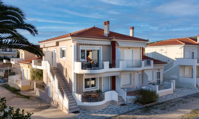 Kandia Casa | Deluxe Seaside House