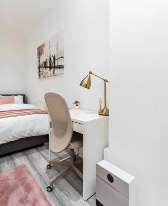 Royal Docks Apartamento | Deluxe studio Apartments - City Airport & Excel Ideal for Long stay