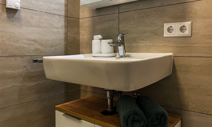 Stuttgart Apartamento | Deluxe Studio Nahe Flughafen/messe Stuttgart mit Parkplatz