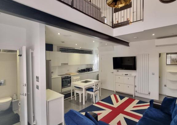 Weavers Casa | Deluxe Townhouse Zone 1 Brick Lane