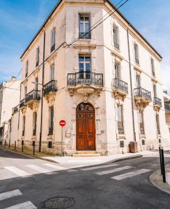 Faubourg Apartamento | Demeure & Confort by Les Demeures de Rachel