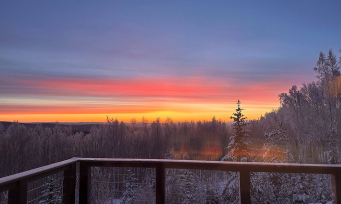 Fairbanks Chalet De Esquí | Denali Escape – Secluded 2BR Cabin w/ Panoramic Views 2Hrs Drive to Denali