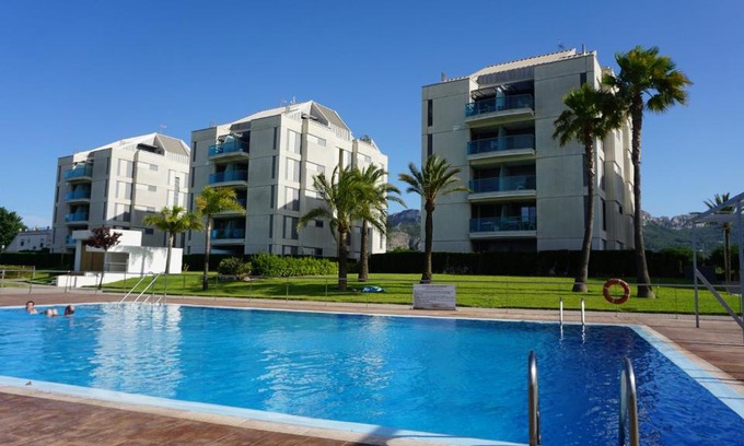 Les Deveses Apartamento | Denia Beach Suite with pool, sun terrace and tennis court