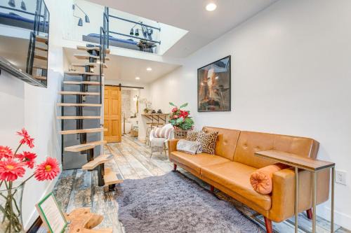 City Park West Apartamento | Denver Tiny House Walk to Cafes, Bars, Eateries!