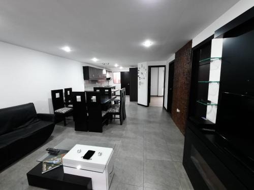 Cuenca Apartamento | Departamento de lujo Condominio ADMIRA