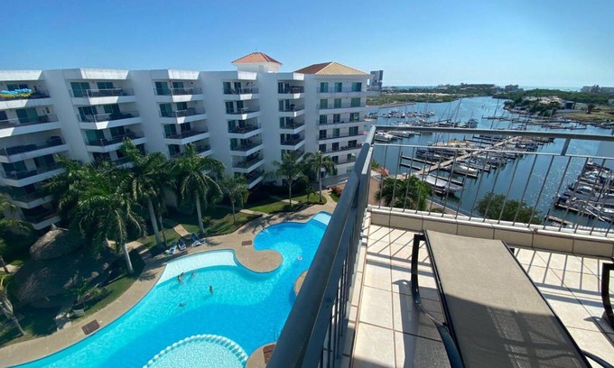 Marina Mazatlán Apartamento | Departamento en Costa Veleros, vista a la Marina