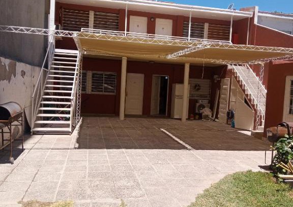 Cipolletti Apartamento | Departamentos Pórtico Sur, monoambientes con cochera