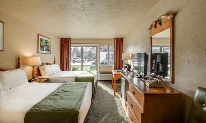 Downtown Leavenworth Hotel | Der Ritterhof Inn