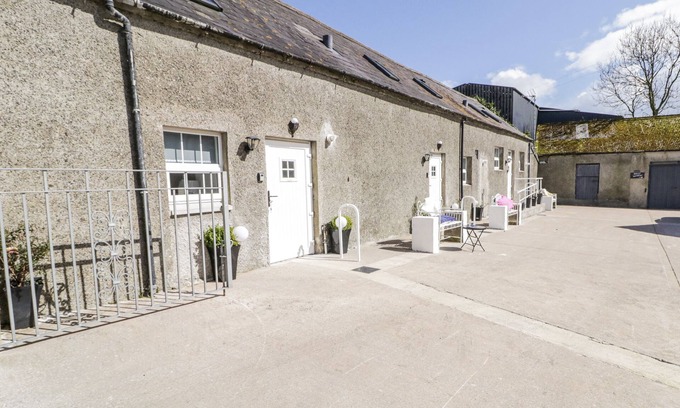 Newry Cabaña | DERRYWILLIGAN, romantic, with a garden in Newry, Northern Ireland