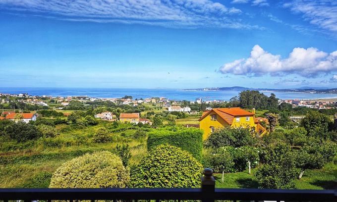Noalla Chalet De Esquí | Desconectaengalicia Casa Vidal Lanzada con vistas al mar