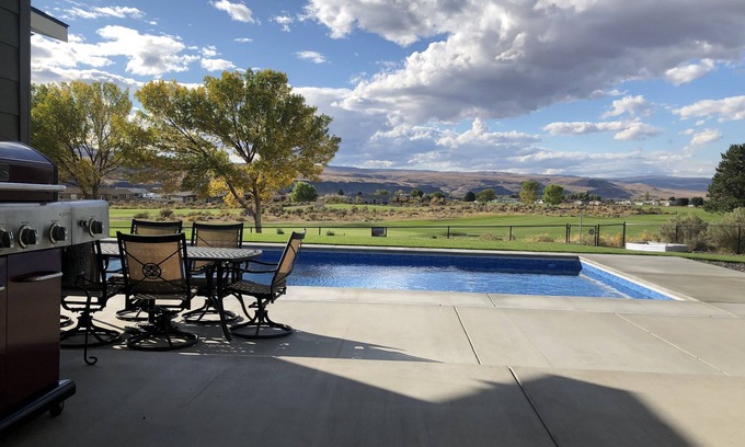Desert Aire Casa | Desert Aire Oasis - POOL and Hot Tub with Views