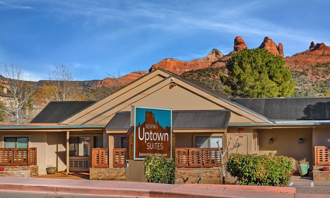 Uptown Sedona Hotel | Suite Desert Marigold # 105 @ Sedona Uptown Suites