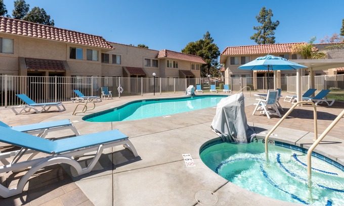 Indio Hotel | Desert Oasis Retreat in Indio! Swimming Pool, Pets Allowed!