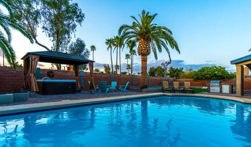 Cavalier Estates Casa | Desert Oasis with Pool Patio 5BR 3BA Near PV