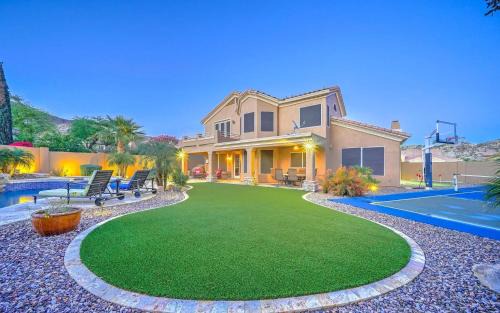 Foothills Casa | Desert Paradise Pool Spa Pickleball Putt Green