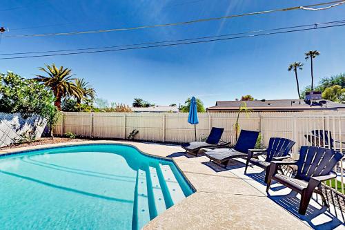 New Papago Parkway Casa | Desert Paradise