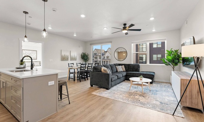 St. George Condominio | Desert Sand Retreat: Desert Color Lagoon + Beaches