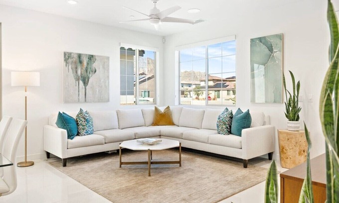 La Quinta Casa | Desert Sapphire by VARE - PGA West, 2Bd, 2B & Loft!