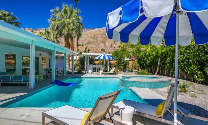 Tahquitz River Estates Casa | Desert Stardust Permit# 4209