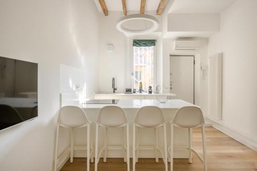 Porta Garibaldi Apartamento | Design and Comfort in Isola in the Heart of Milan