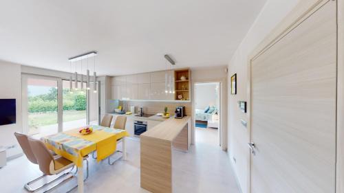Viskovo Apartamento | Design Apartment EMERALD Viškovo
