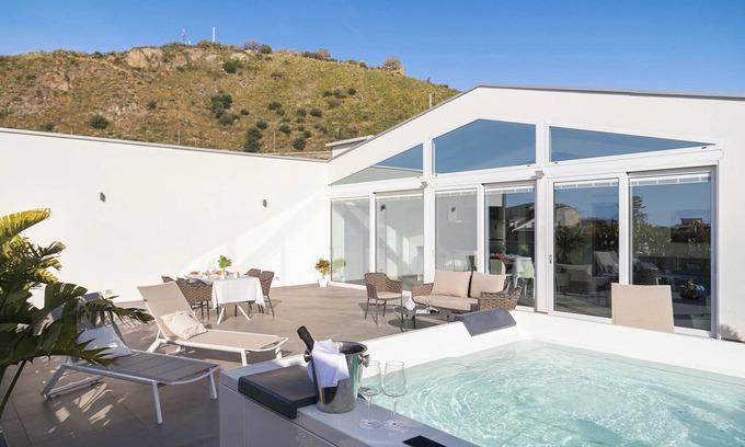 Capo d'Orlando Hotel | Design Apartments D'Orlando
