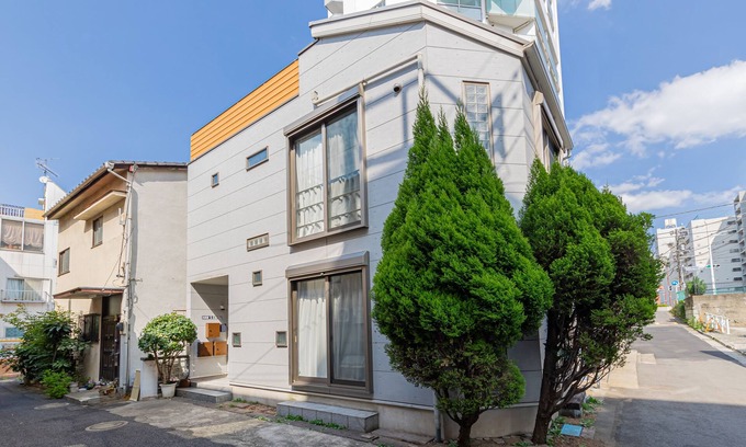 Ebisu Casa | Design house for rent in Ebisu, a stylish Ebisu, perfect for a group trip (max. 10 people).