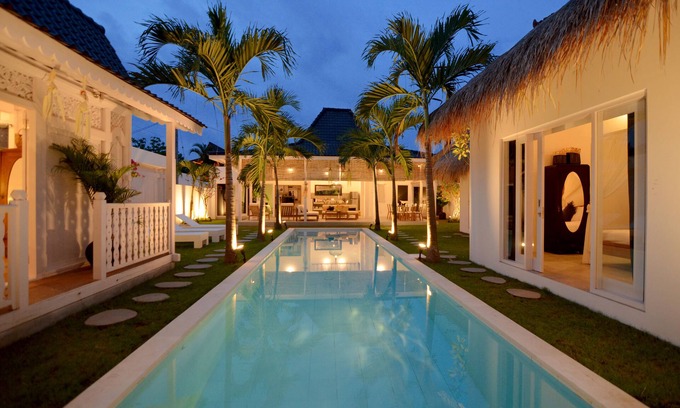 Laksmana Villa | Diseño nuevo 4 BR Villa y piscina Seminyak