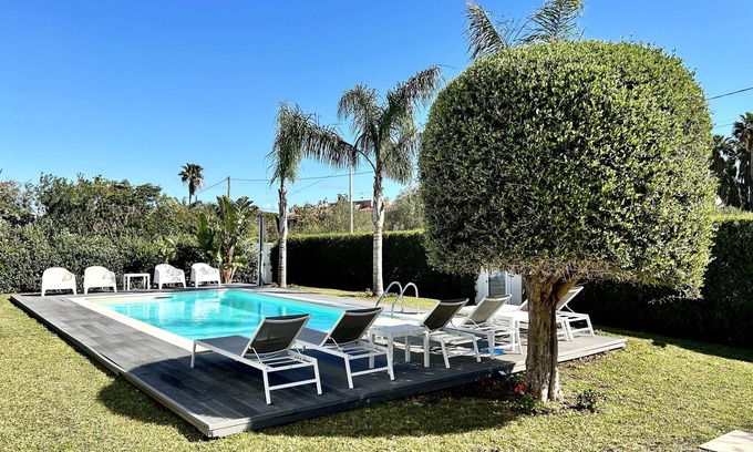 Syracuse Villa | Villa de diseño con piscina