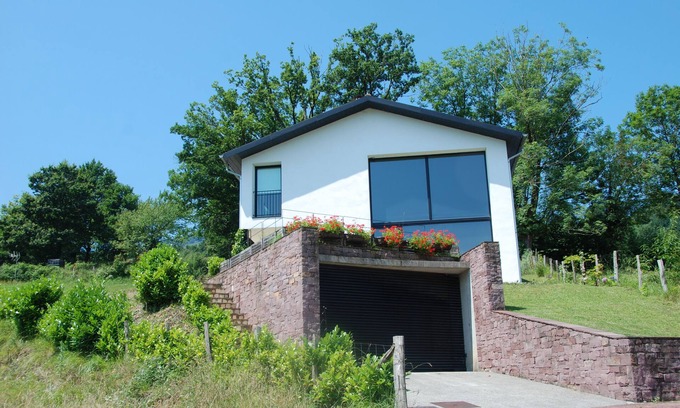 Sumbilla Casa | Designed for big families to combine mountain, beach or tourism. NO FRIENDGROUPS