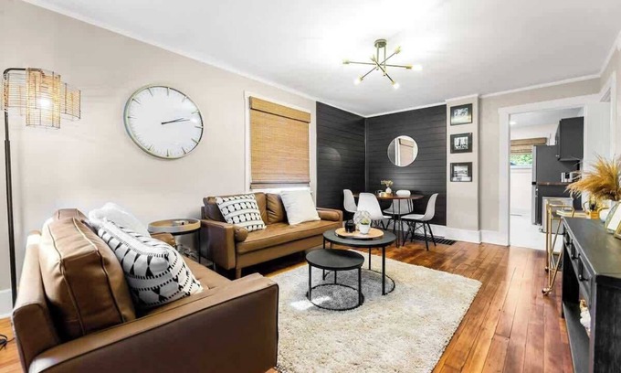 Downtown Vancouver Casa | Designer Bungalow | Walk to Water & Downtown