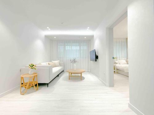 Yeonnam-dong Apartamento | Designer Cozy 3BR House in Hongdae