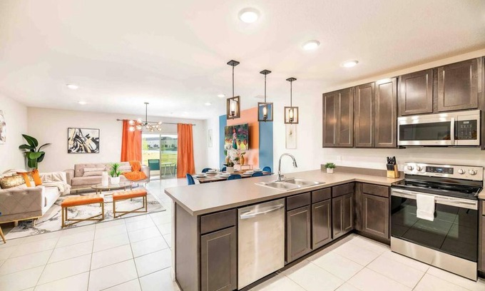 Kissimmee Apartamento | Designer Decorated-3 Bedroom Near Disney