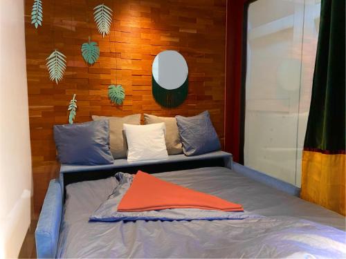 Prenzlauer Berg Apartamento | Designer Tiny House with Wraparound Sun Terrace & Garden Lounge