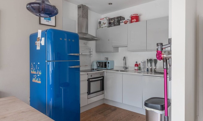 Mapesbury Apartamento | Designer Two Bedroom Apartment with Large Garden