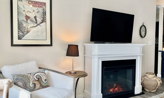 Telluride Condominio | Designer Unit -Town of Telluride, steps to Gondola