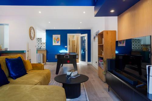 Wandsworth Apartamento | Designer Wandsworth flat -Hot Tub, PS5, Pool Table