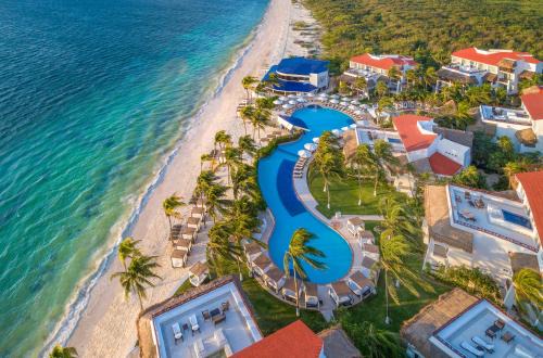 Puerto Morelos Complejo | Desire Riviera Maya Pearl Resort All Inclusive - Couples Only