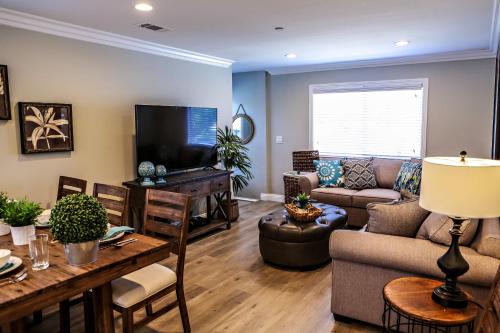 Fullerton Casa | Destination #37