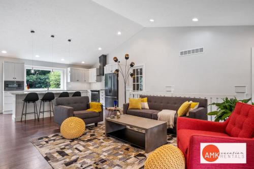 Saugatuck Casa | Destined for Relaxation