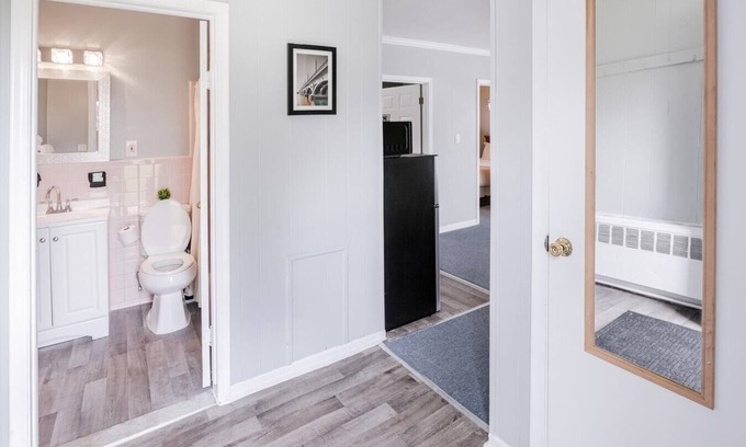 Riverview Apartamento | Acogedora Habitación Privada con Baño| Duermen 4| Estacionamiento gratis
