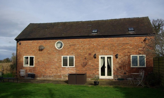Nantwich Casa | Granero independiente de 3 camas en el campo de Cheshire, Vacaciones - Retiros - Negocios