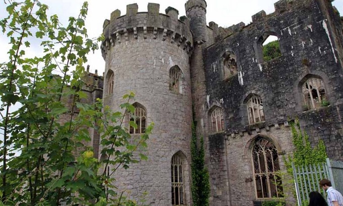 Flintshire Casa | Hyfrydle House - Hotel Price Buster Mold (Sleep 5)