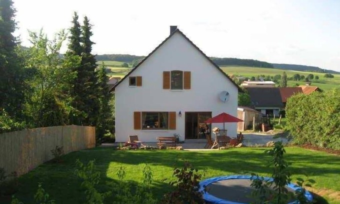 Diemelsee Casa | Casa Independiente y espaciosa, con un gran jardín
