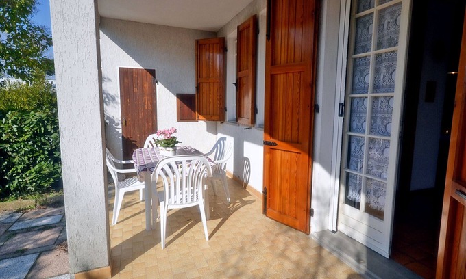 Lido delle Nazioni Casa | Encantadora villa en planta baja con jardín a pocos pasos del mar en Lido Nations