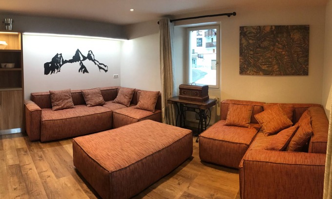Valloire Villa | Casa independiente para 12 personas con jardín en el centro de Valloire al pie de la pista