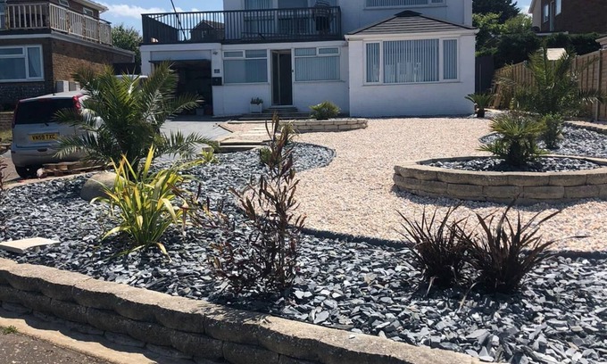 East Runton Casa | Detached House with Sea Views, Enclosed rear Garden