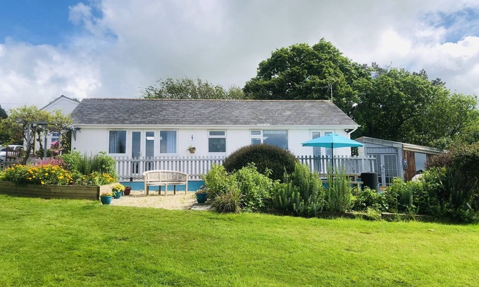 Winnard's Perch Casa | Detached, peaceful, spacious with easy access and very large garden