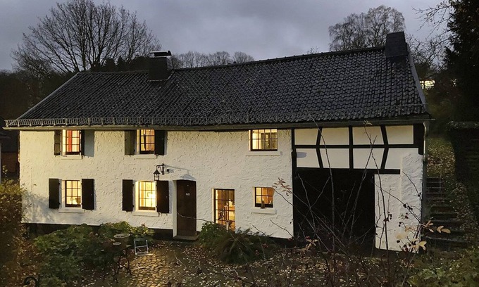 Wolfert Otro | Independiente, a la casa reconstruida, antigua granja con un toque personal
